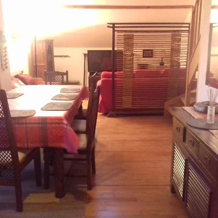 Appartement En Loft 50M2 Dans Maison Avec Chambre En Mezzanine Et Canapes Lits Dans Salon Сен-П'єрр-де-Шартрез Екстер'єр фото