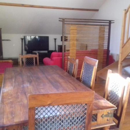 Appartement En Loft 50M2 Dans Maison Avec Chambre En Mezzanine Et Canapes Lits Dans Salon Сен-П'єрр-де-Шартрез Екстер'єр фото