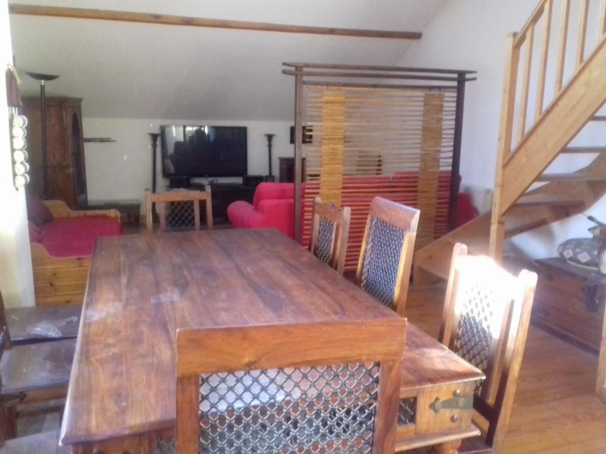 Appartement En Loft 50M2 Dans Maison Avec Chambre En Mezzanine Et Canapes Lits Dans Salon Сен-П'єрр-де-Шартрез Екстер'єр фото