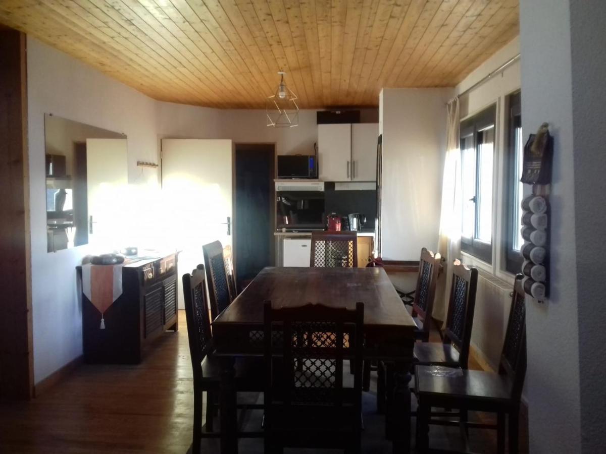 Appartement En Loft 50M2 Dans Maison Avec Chambre En Mezzanine Et Canapes Lits Dans Salon Сен-П'єрр-де-Шартрез Екстер'єр фото